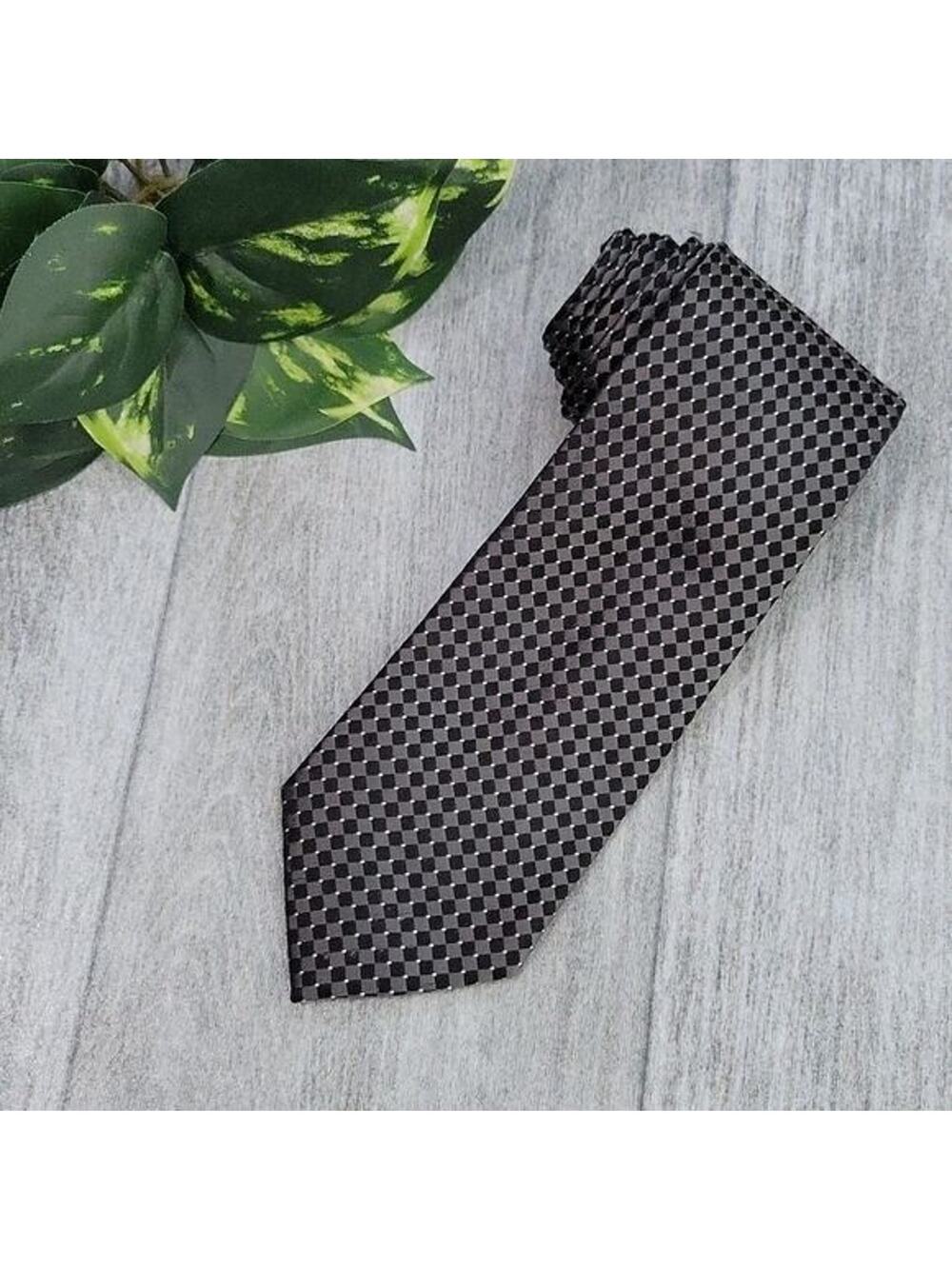 Donald J Trump Signature Collection Black & Gray Checked Silk Necktie